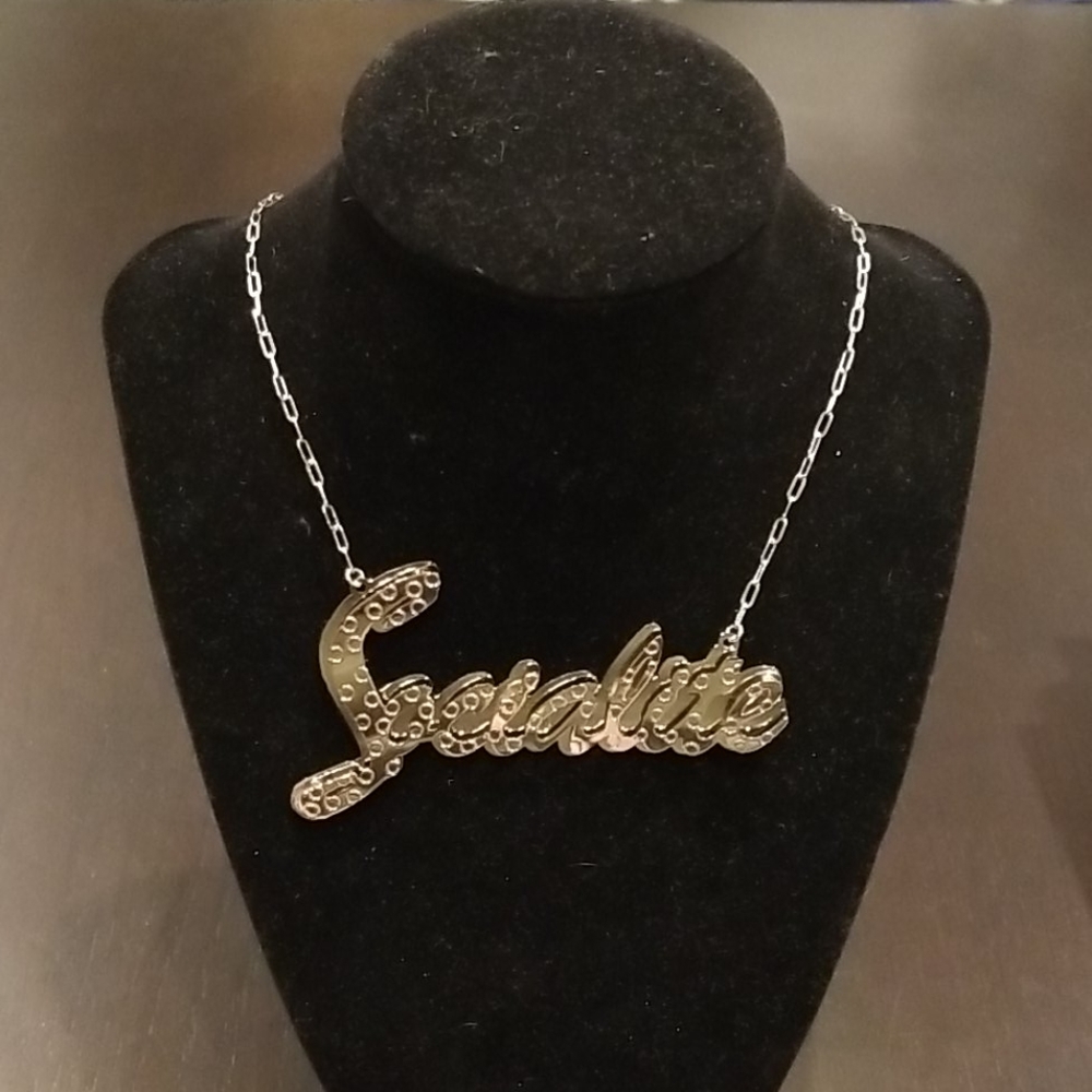 Noir, necklace phrase "Socialite", silver new